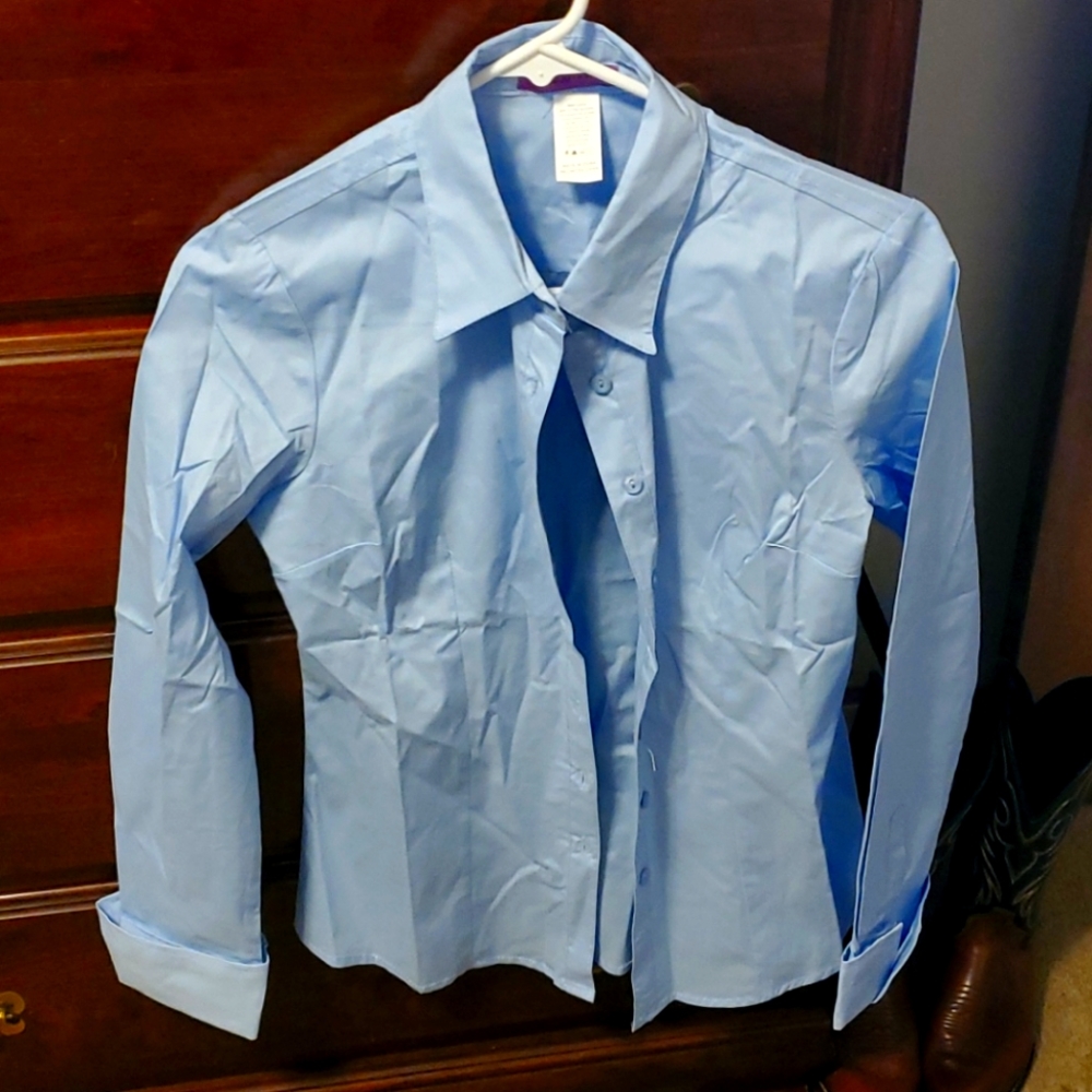 Business button down long sleeve shirt (light blue